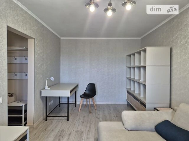 Довготривала оренда 2к квартири на вул. Патріотів 98 • ID 34