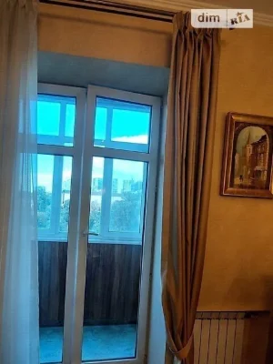 Довготривала оренда 3к квартири на просп. Берестейський 45 •