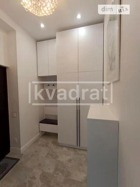 Довготривала оренда 3к квартири на вул. Богдана Хмельницьког