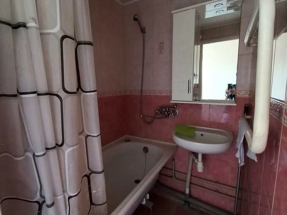 Apartment. Kharkiv, Dniprovska Street.