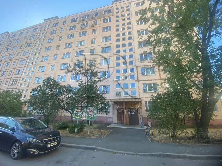 Оренда 3-ноі кімн. квартири за адресою вул. В. Івасюка, 9 ст