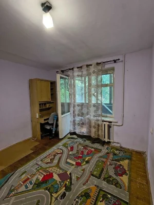 Здам 1 -к квартиру біля метро Академ