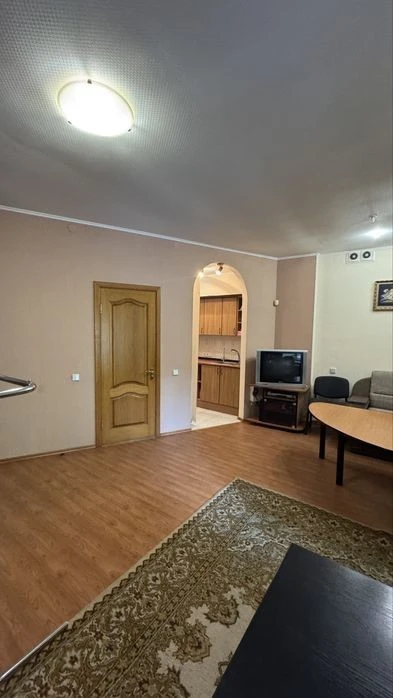 Здам 1-кім кв в центрі вул. В. Васильківська 29 метро Площа