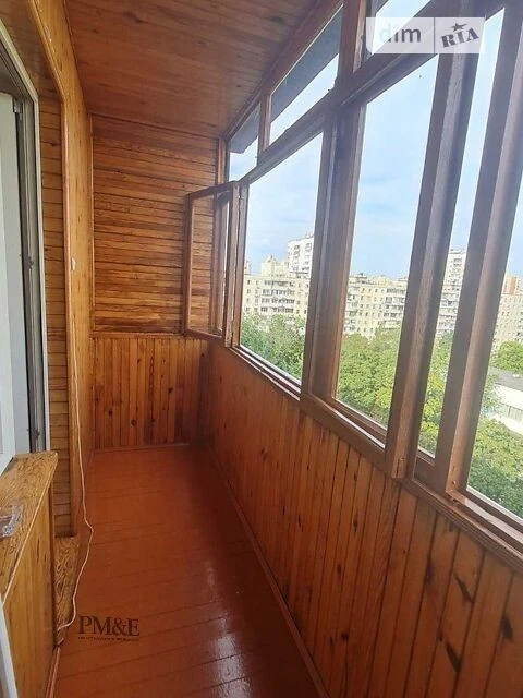 Довготривала оренда 2к квартири на просп. Оболонський 16Б •