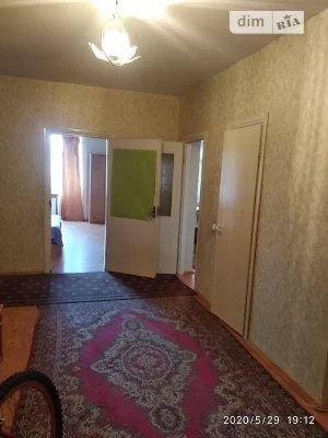 Здам в оренду кімнату на вул. Степана Руданського 4-6 довгос