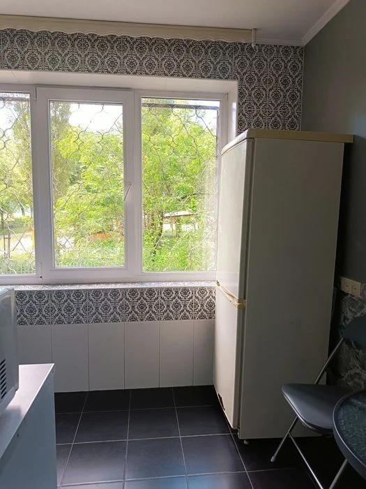 метро Чернігівська, вул. Миропільська, 1к, ремонт