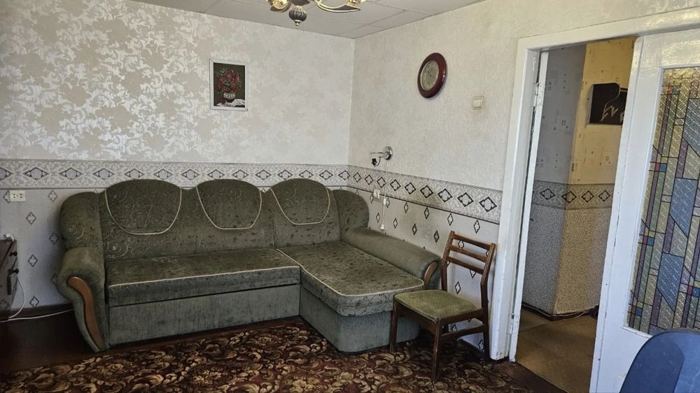 Продаж двокімнатної квартири , Смілянська 130. Жилий стан
