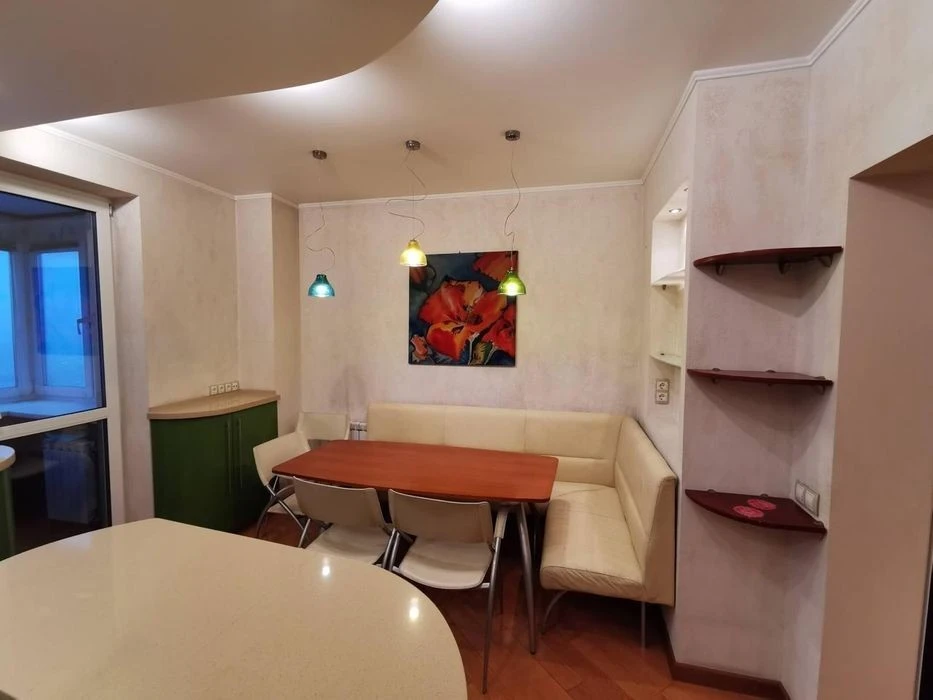 Оренда дизайнерської 2-к квартири 84 м² | Юрія Шумського, 1