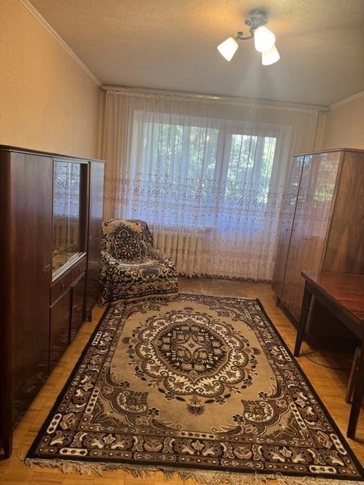 Дарницький бульвар оренда