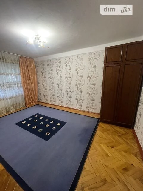 Довготривала оренда 2к квартири на вул. Космонавта Поповича