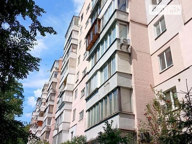 Довготривала оренда 1к квартири на вул. Коновальця Євгена 5А