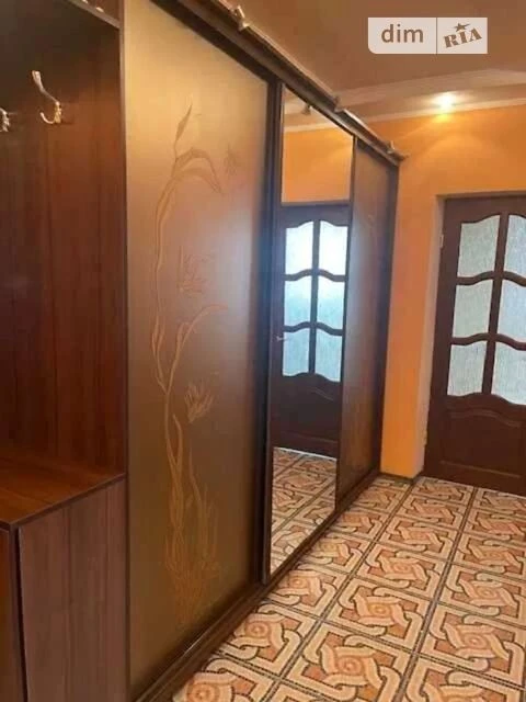 Довготривала оренда 2к квартири на вул. Митрополита Андрія Ш