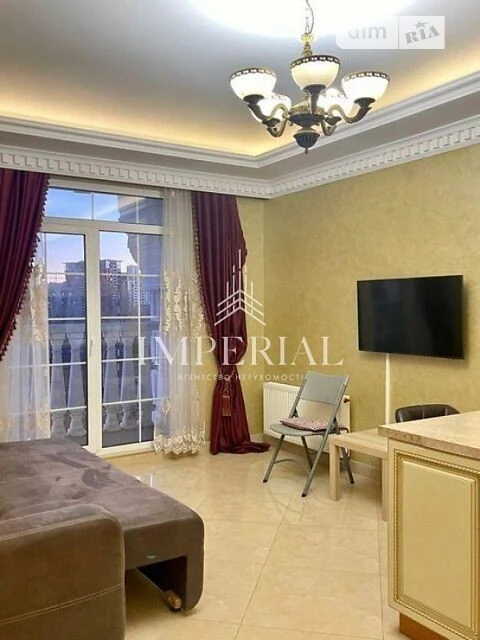 Довготривала оренда 1к квартири на вул. Михайла Максимовича