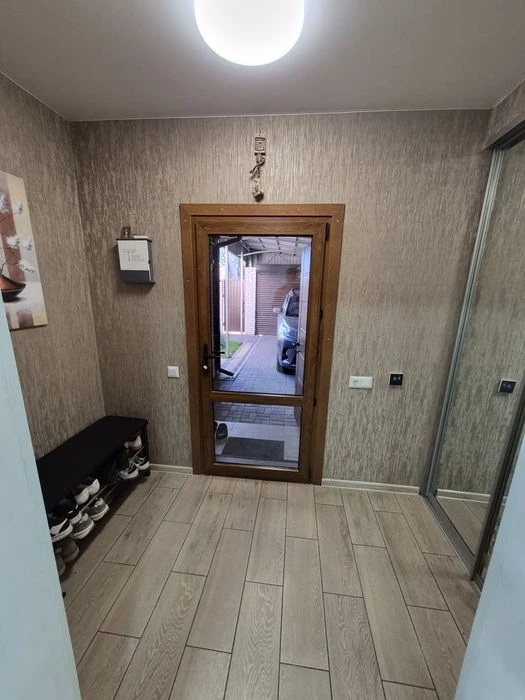 House for sale in Kosmos-center. From the owner.