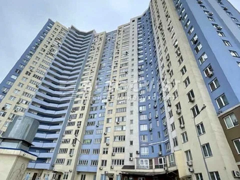 Квартира. Київ, Академіка Глушкова просп.
