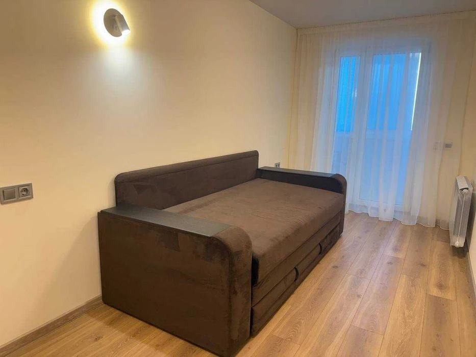 Продам 4к квартиру р-н Дафі (Запорожське шосе,4)