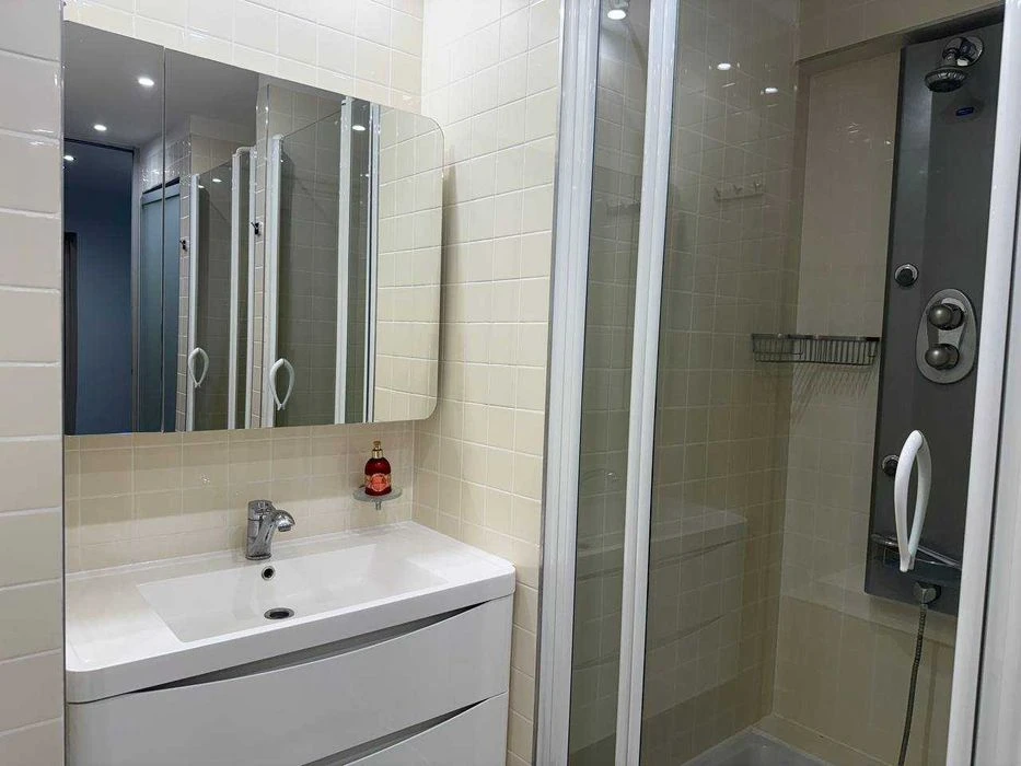 Продам 4к квартиру р-н Дафі (Запорожське шосе,4)