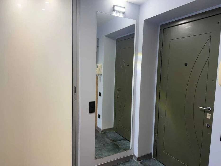 Продам 4к квартиру р-н Дафі (Запорожське шосе,4)