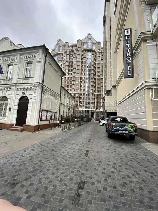 3-кімн 120м2 Богдана Хмельницького 58а Золоті Ворота, Велотр