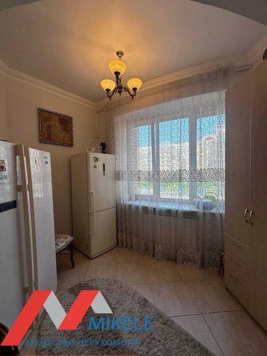 Без% Продаж 2к квартира 79 м2 проспект Володимира Івасюка 6