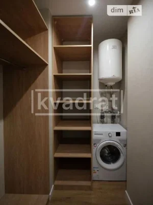 Довготривала оренда 1к квартири на вул. Золотоустівська 27 •