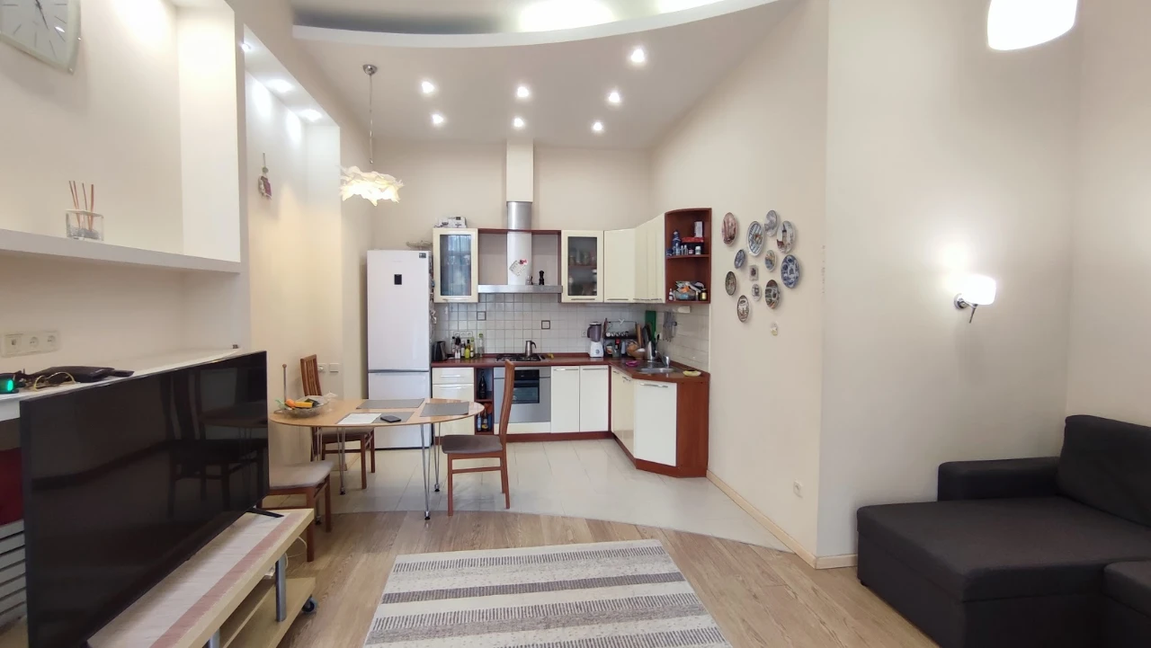 Аренда 2-комнатной квартиры 62 м², Тарасовская ул., 8