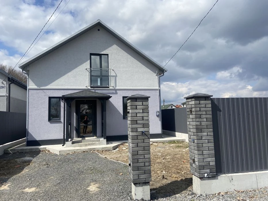 House with finishing touches and heating