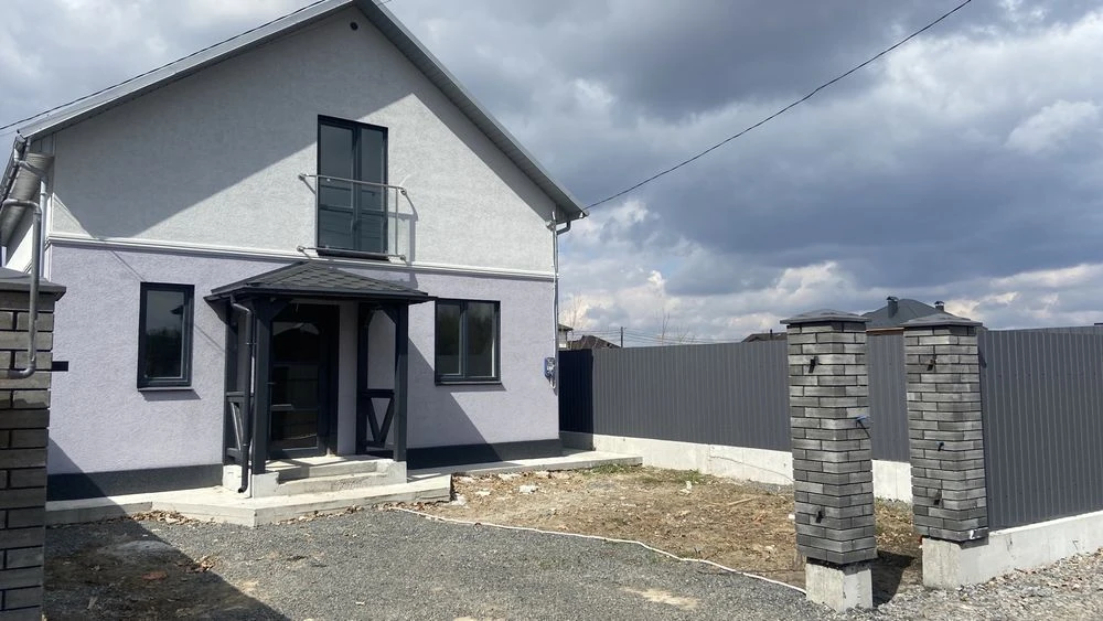 House with finishing touches and heating