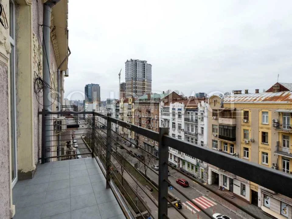 Квартира. Київ, Антоновича вул. (Горького)