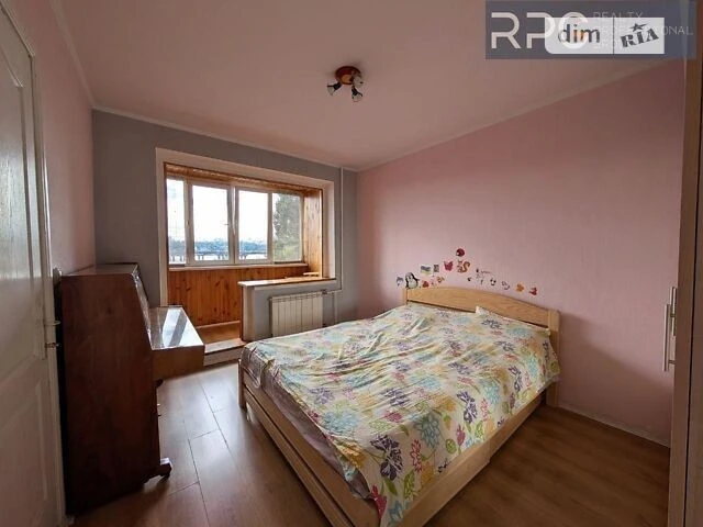Sale of 3-room apartment 60.3 sq. m on Dniprovska embankment 5A, apt. 20