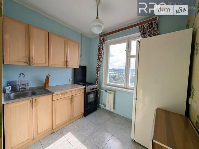 Sale of 3-room apartment 60.3 sq. m on Dniprovska embankment 5A, apt. 20