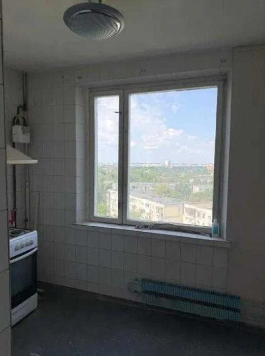 3-room apartment for sale, 656 sq m