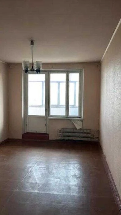 3-room apartment for sale, 656 sq m