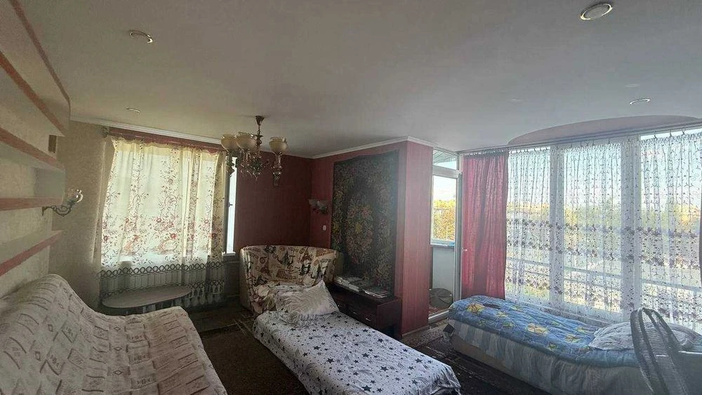 2-кімнатна Чешка на Алмазному 58 кв