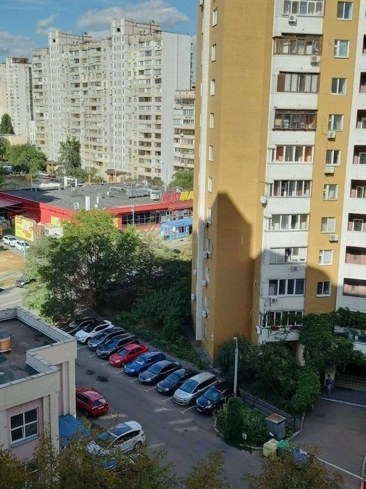 Оренда 1-но кімнатної на Позняках.