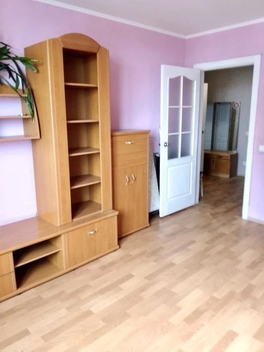 Оренда 1 кім. квартири, вул. Червоної Калини, 70, резервне ж