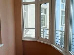 Здам 1 кімнатну квартиру Дніпровську Набережну 26 і, метро О