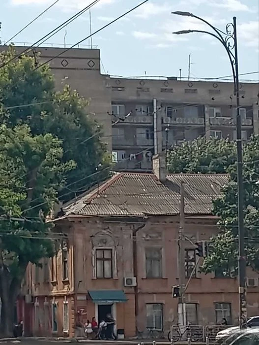 Продам 6 ком. квартиру ул. Новосельского