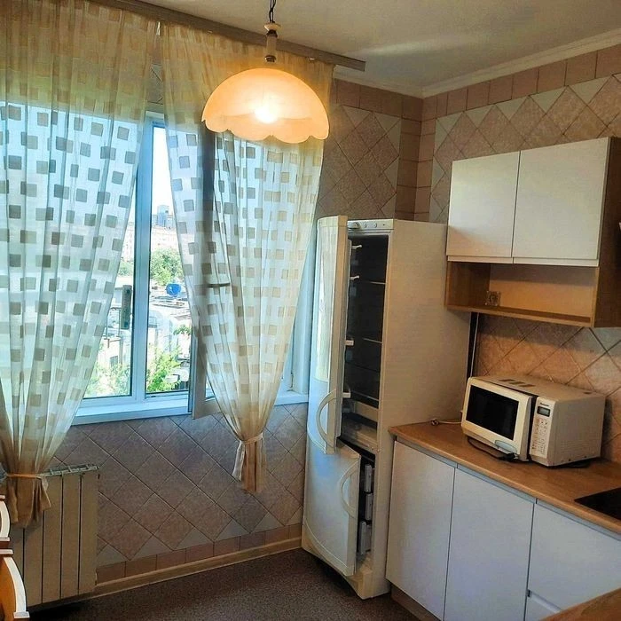 Продажа 3к на шоссе Харьковское, 146