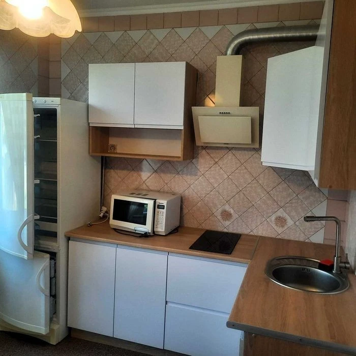 Продажа 3к на шоссе Харьковское, 146