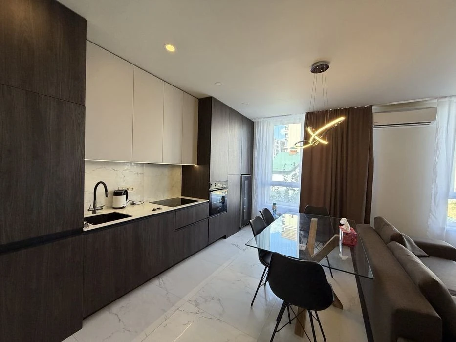 Оренда сучасної квартири 80м2 жк Parkland вул. Практична 1