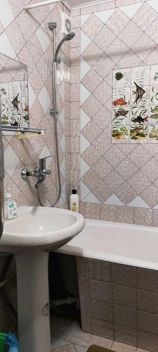 Продажа 3к на шоссе Харьковское, 146