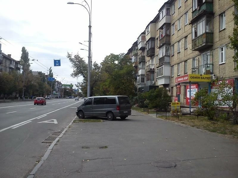 Оренда 2-кімнатної квартири 43 м², Миру просп., 6