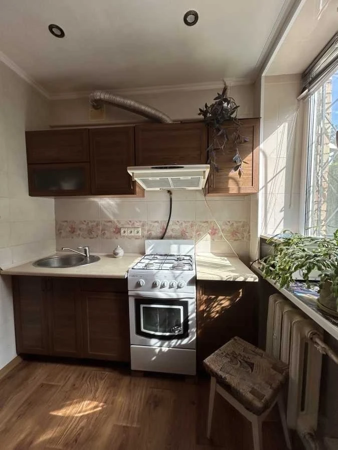Оренда 1-кімнатної квартири 29 м², Металістів пров., 12