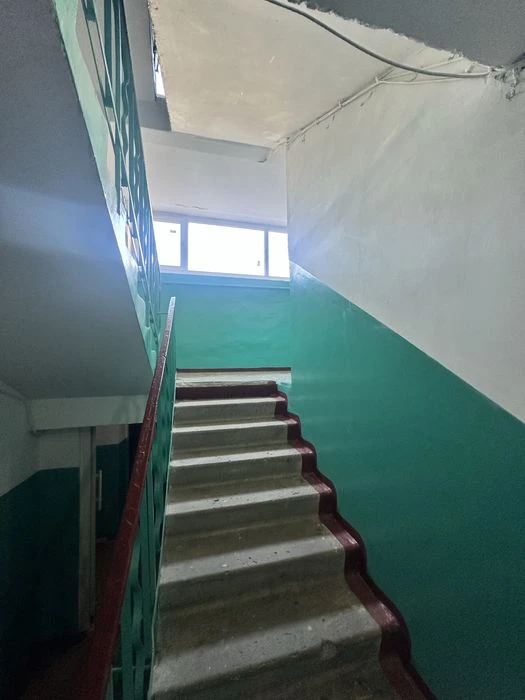 Продам 4х.комнатную квартиру на Тополе-3