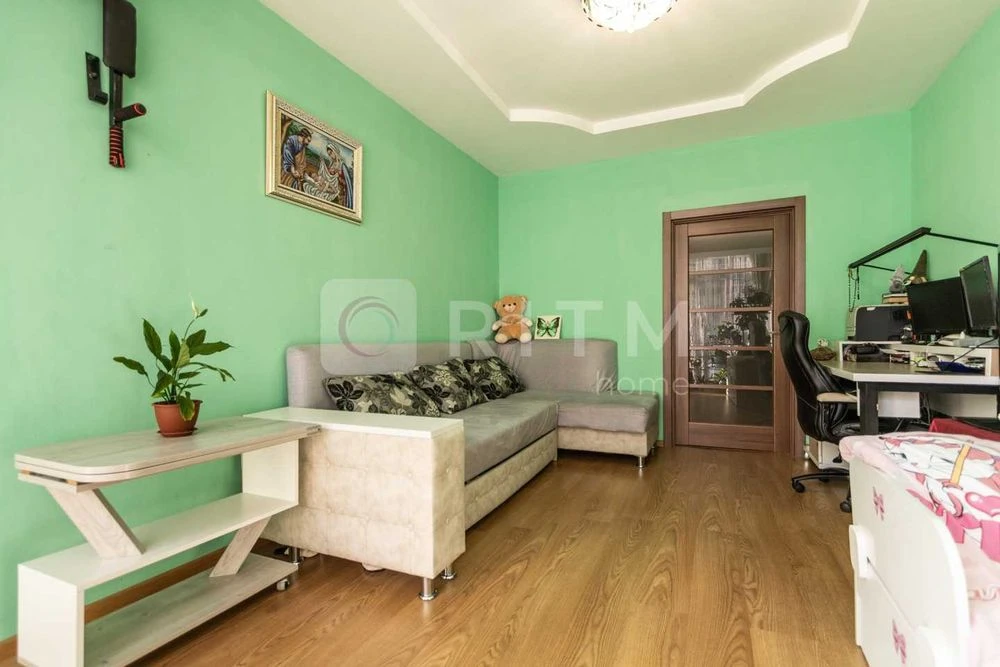 Продаж 2-кімнатної квартири в ЖК “Різдвяний”