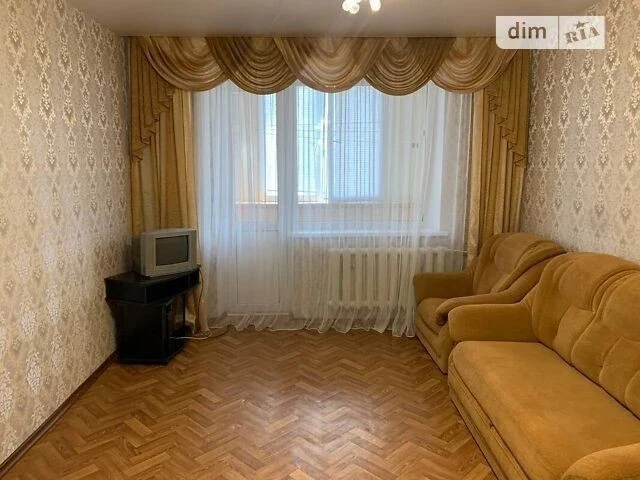Довготривала оренда 1к квартири на вул. Райдужна 21А • ID 34