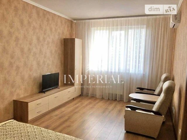 Довготривала оренда 1к квартири на вул. Деміївська 16 • ID 3