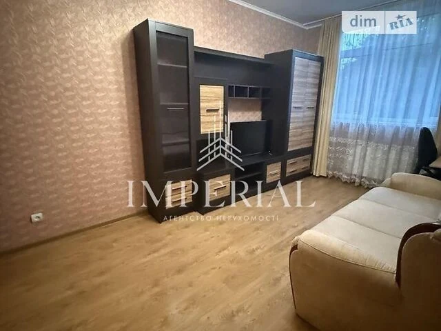Довготривала оренда 1к квартири на вул. Воскресенська 16Г •