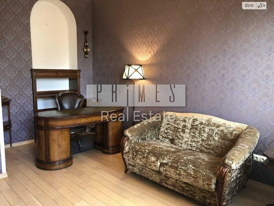 Sale of 5k apartments, Tsarskyi Dom, Krutyi Spusk St., 5,